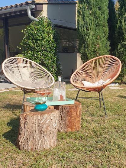 Mas Des Muses Bed and Breakfast LʼIsle-sur-la-Sorgue Exteriör bild